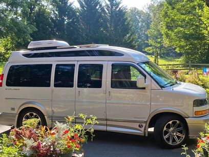 Used 2018 GMC Savana 2500 w/ Enhanced Convenience Package