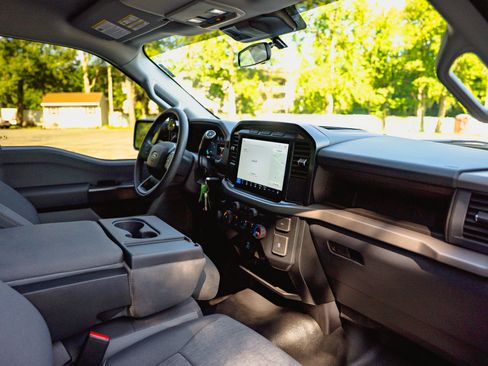 Used 2024 Ford F150 XL RWD image 18