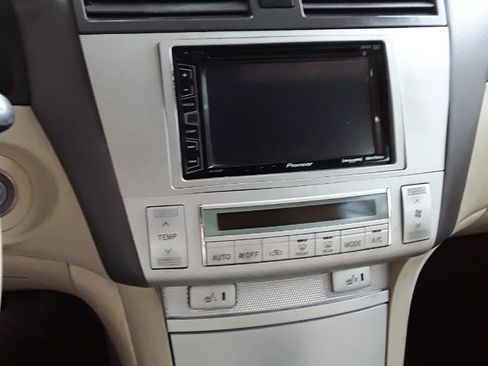 Used 2004 Toyota Solara SLE image 9