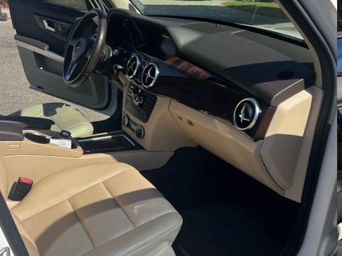 Used 2014 Mercedes-Benz GLK 350 2WD image 2