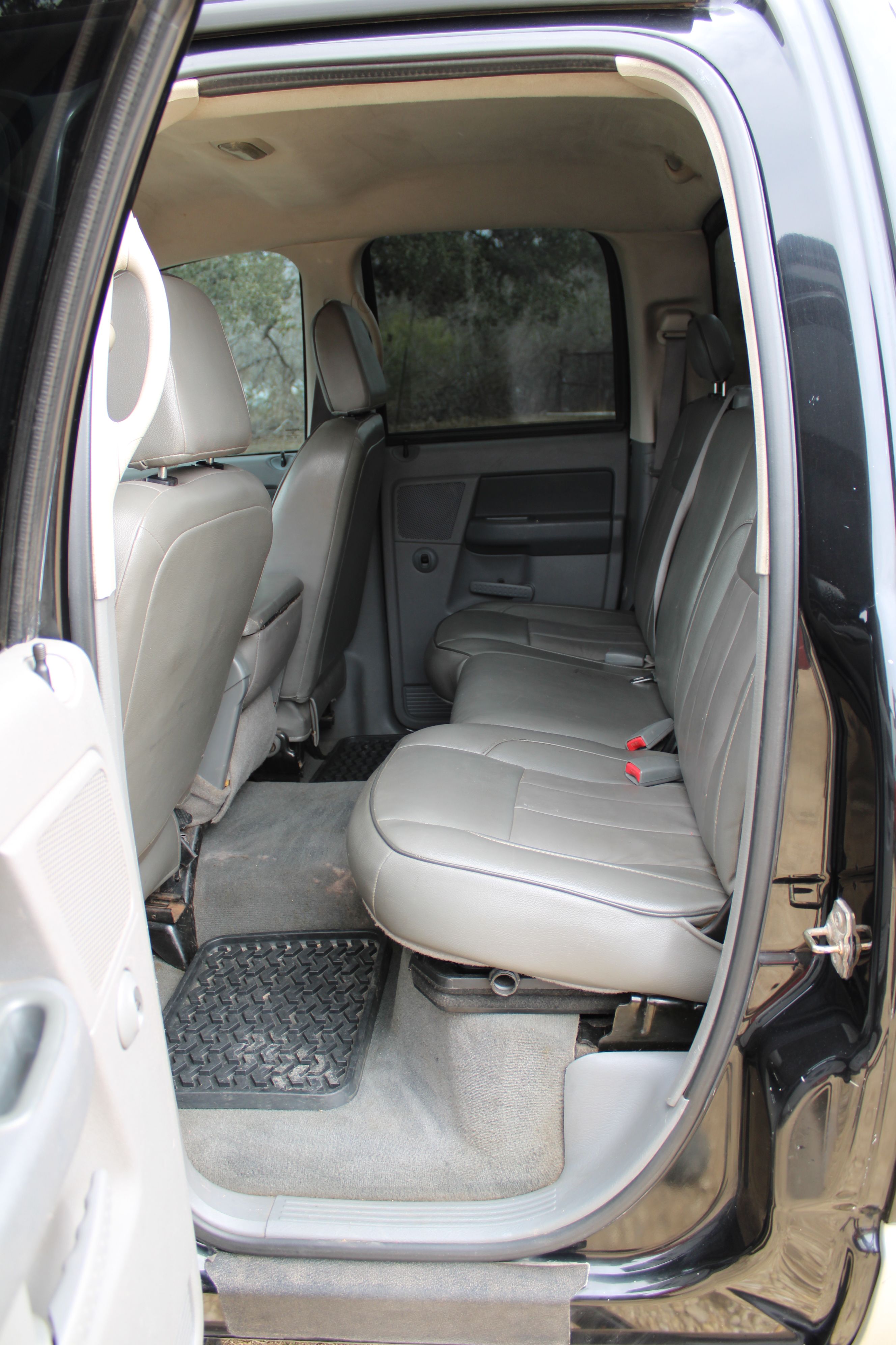 Used 2006 Dodge Ram 3500 Truck SLT AWD/4WD image 5
