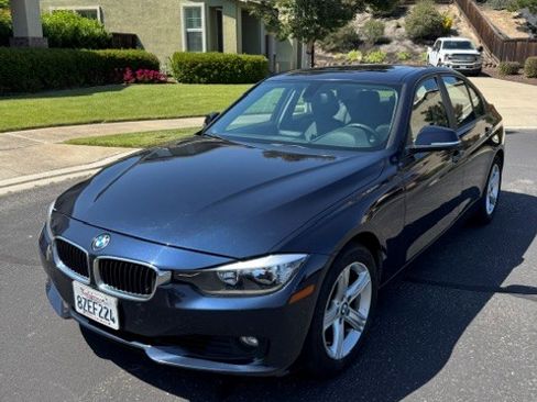 Used 2014 BMW 328i Sedan RWD image 2
