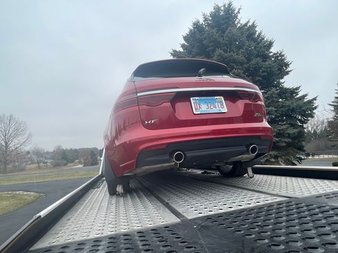 Used 2020 Jaguar XF Prestige AWD/4WD image 12