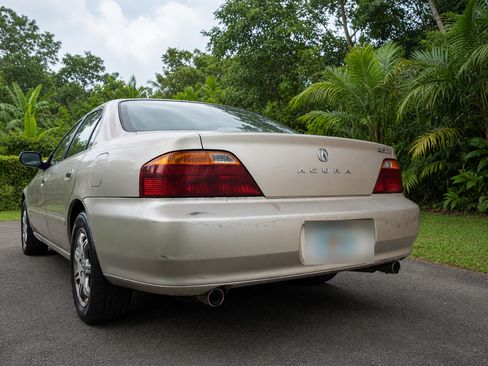 Used 2001 Acura TL FWD image 8