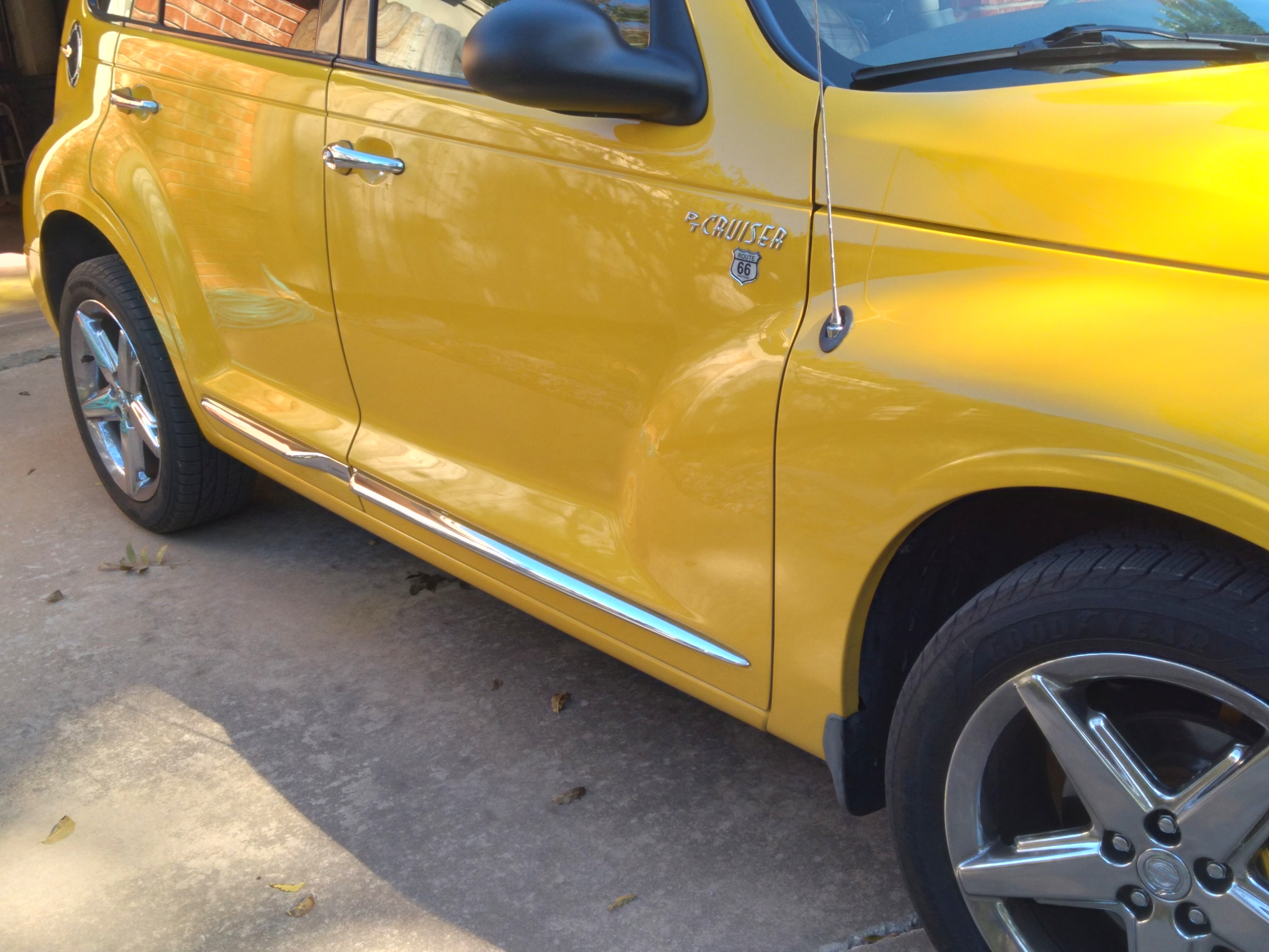 Used 2006 Chrysler PT Cruiser Touring FWD image 6