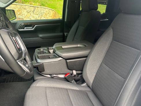 Used 2026 GMC Sierra 1500 Elevation AWD/4WD image 4