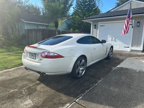 Used 2009 Jaguar XKR R image 5