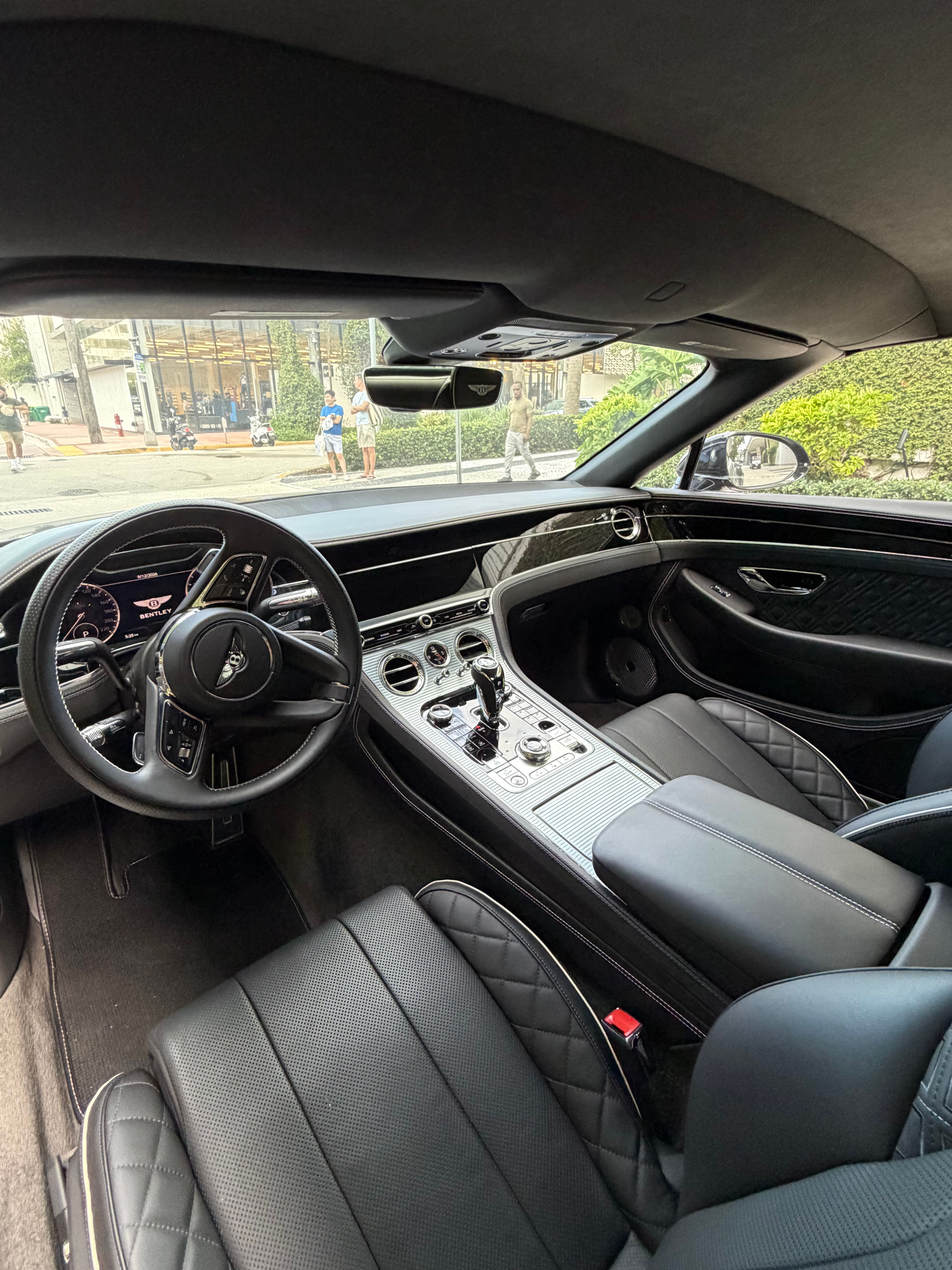 Used 2022 Bentley Continental GT V8 AWD/4WD image 18