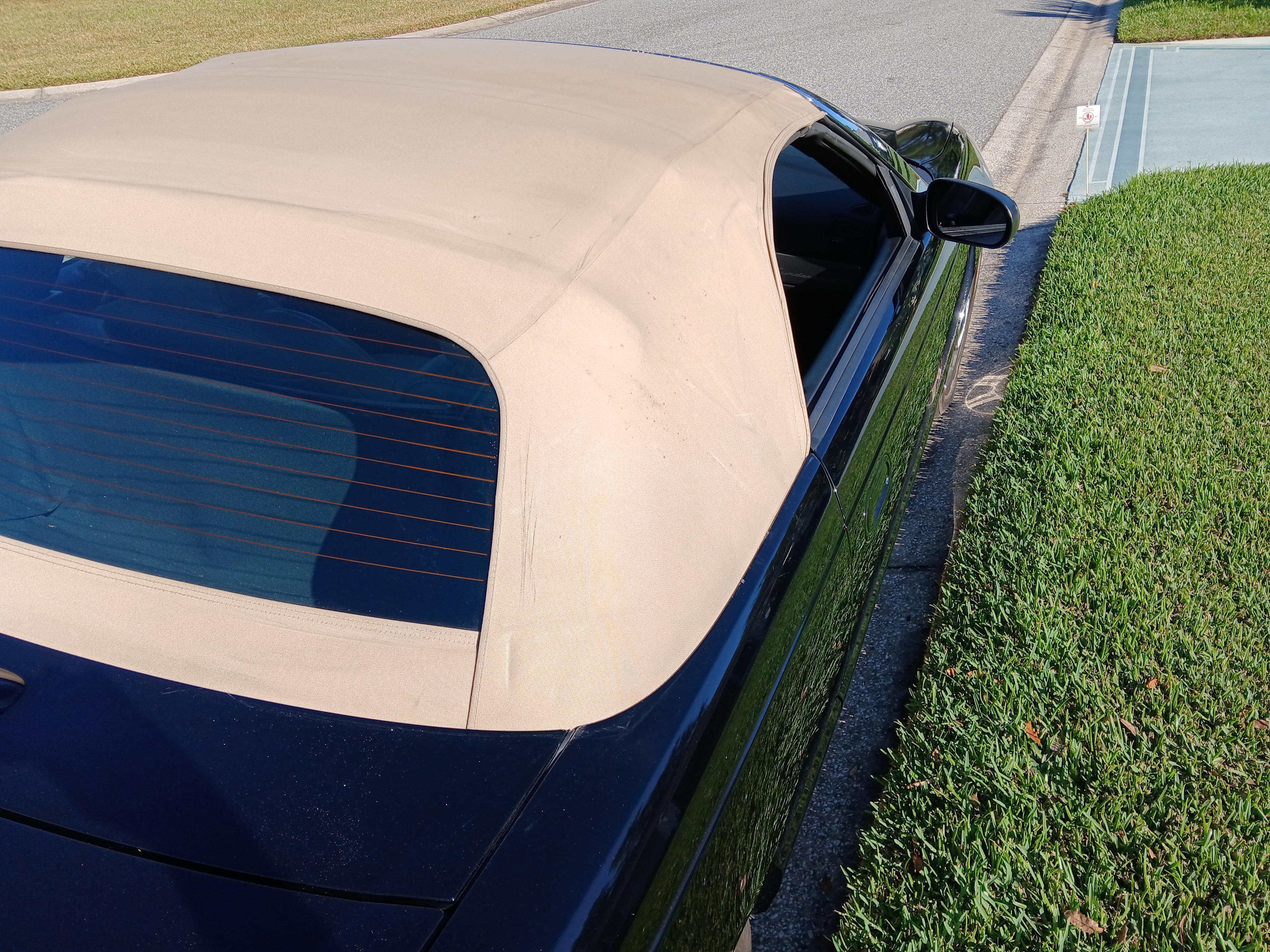 Used 2004 Ford Thunderbird RWD image 11
