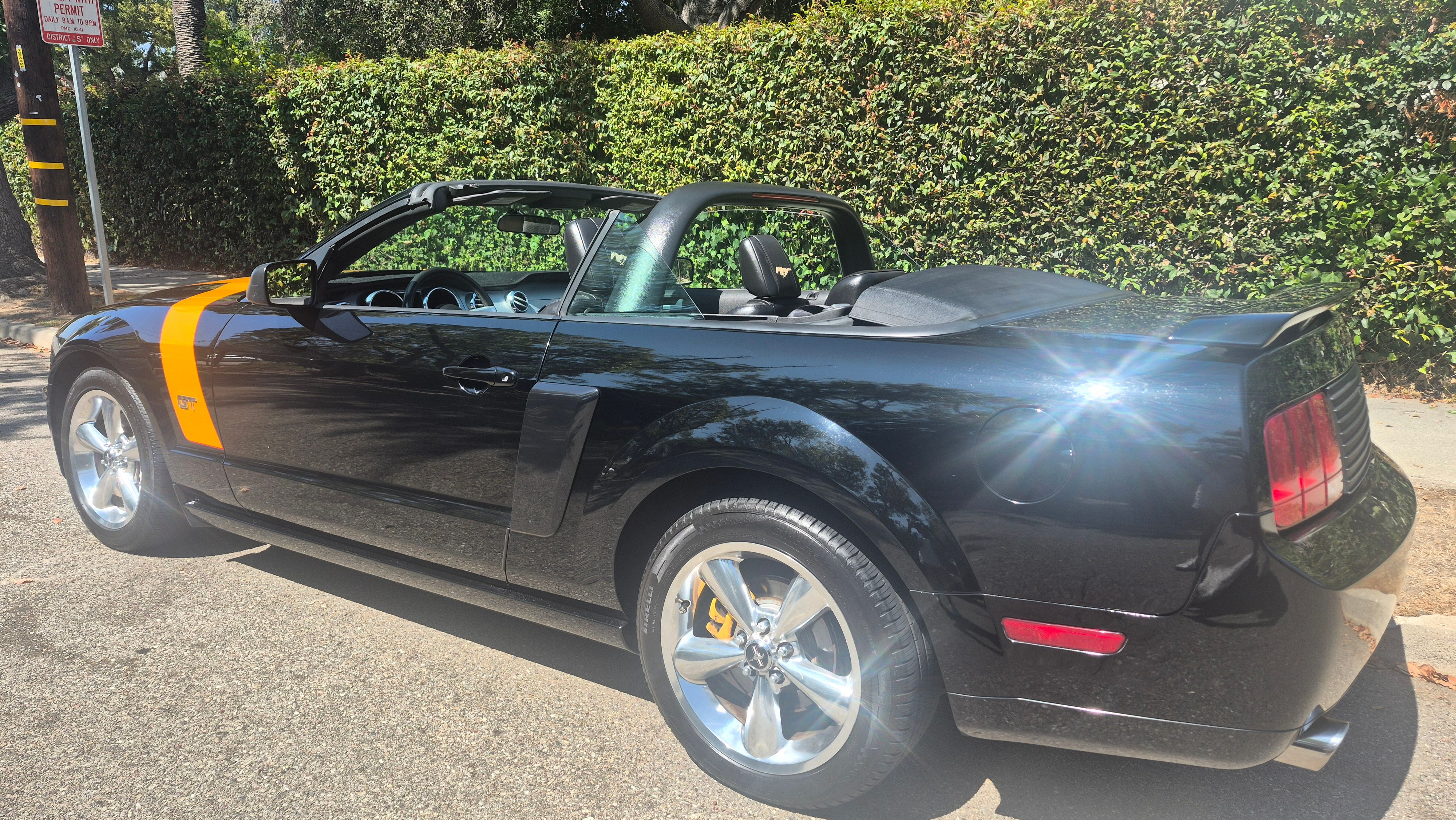 Used 2006 Ford Mustang GT Premium RWD image 20