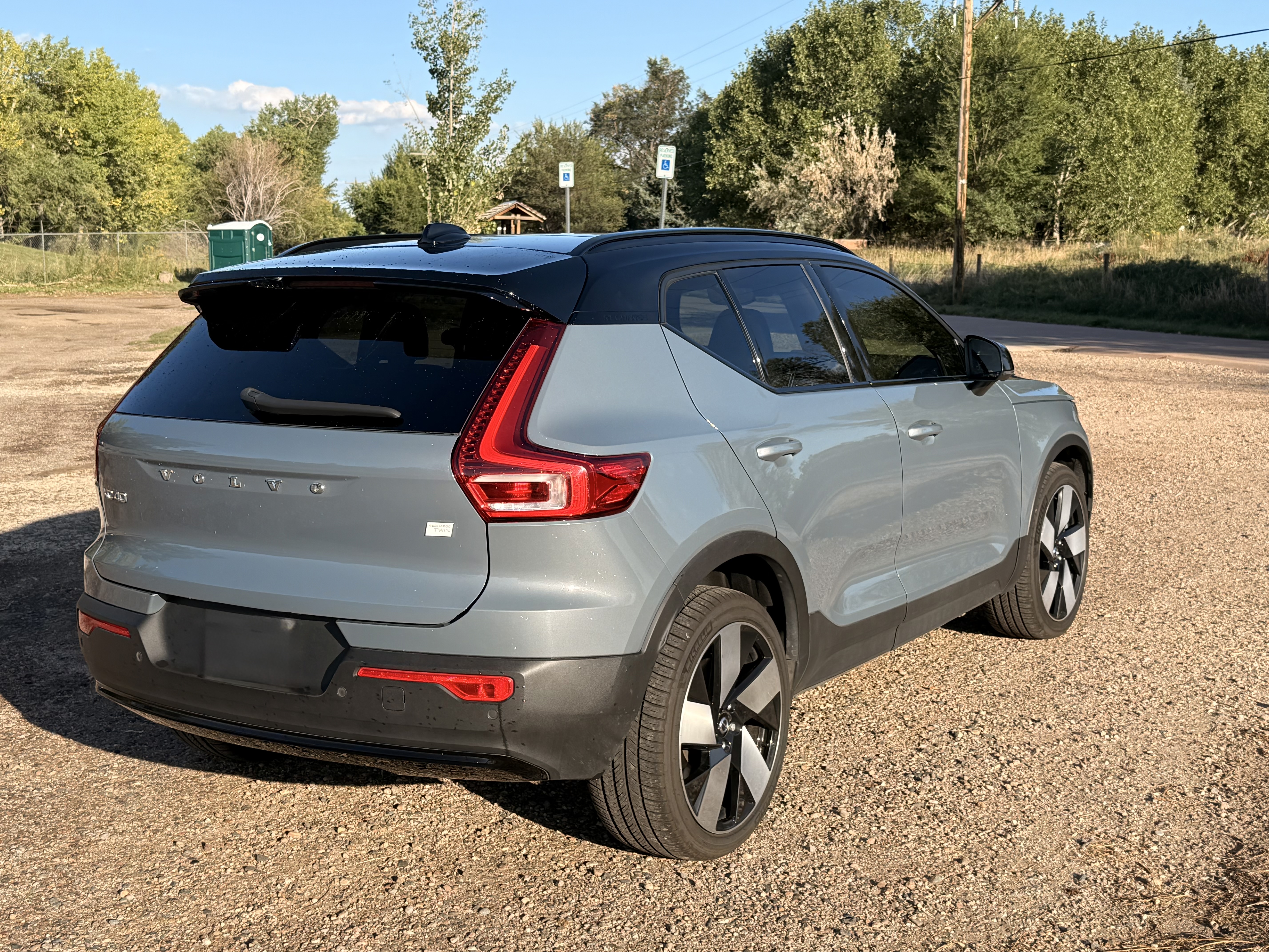 Used 2023 Volvo XC40 Recharge Ultimate w/ Protection Package Premier AWD/4WD image 10