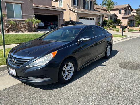 Used 2014 Hyundai Sonata GLS w/ Popular Equipment Group 2 FWD image 1
