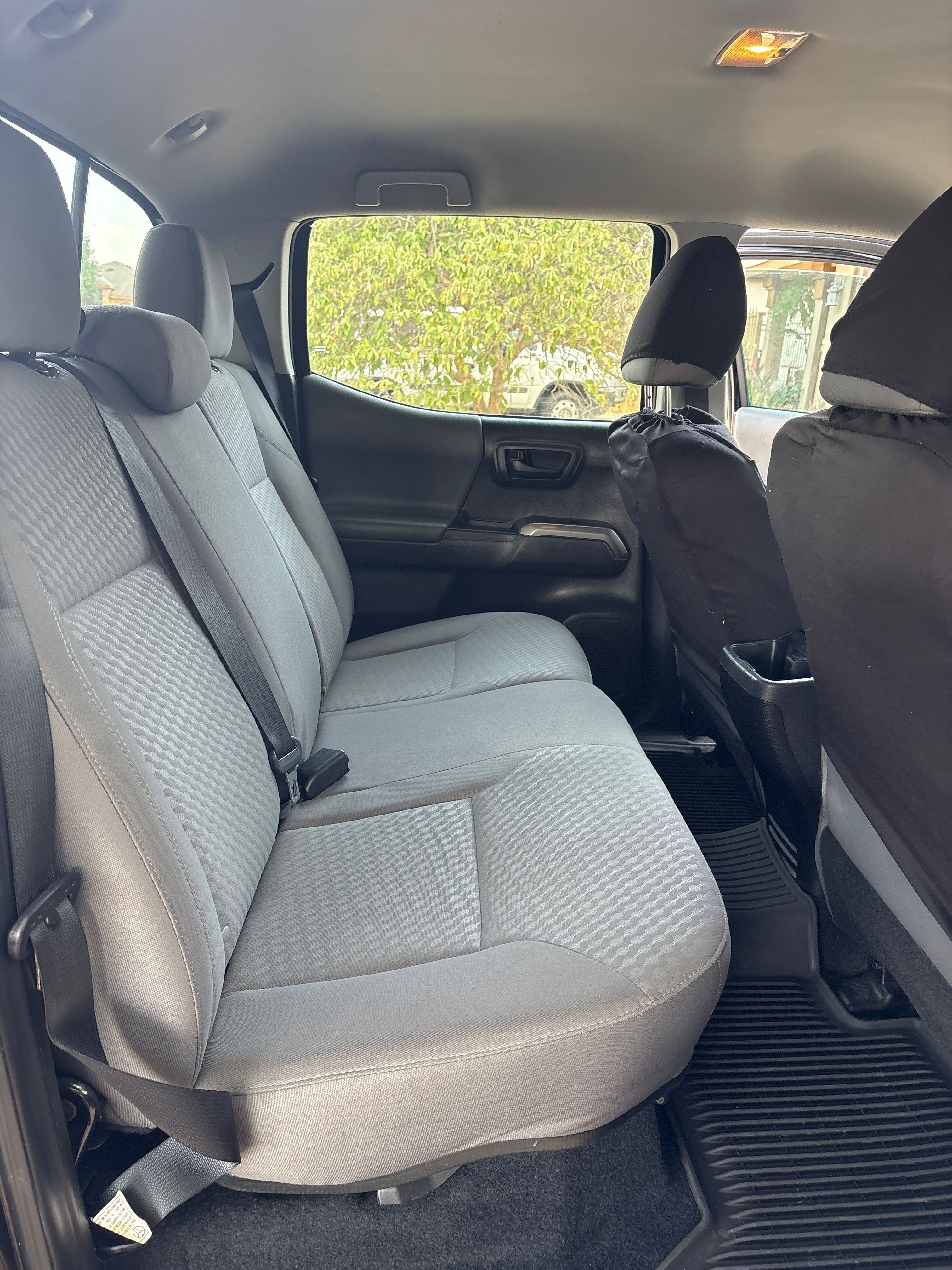 Used 2023 Toyota Tacoma SR5 RWD image 9