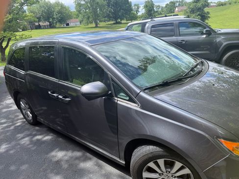 Used 2016 Honda Odyssey EX-L image 2
