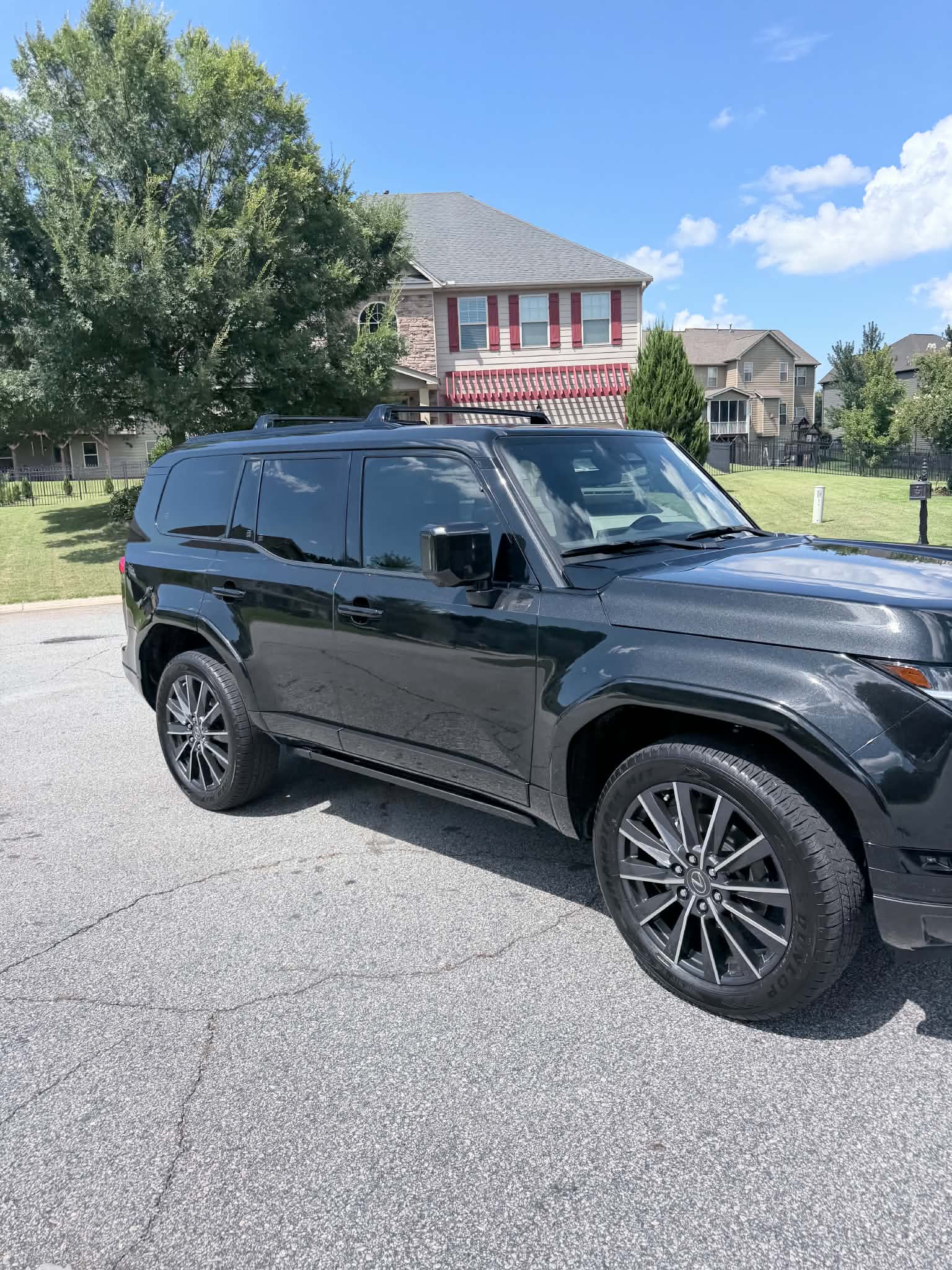 Used 2026 Lexus GX 550 w/ Accessory Package (2T) AWD/4WD image 4