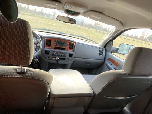 Used 2006 Dodge Ram 3500 Truck SLT w/ Quad Cab Big Horn Value Group image 12