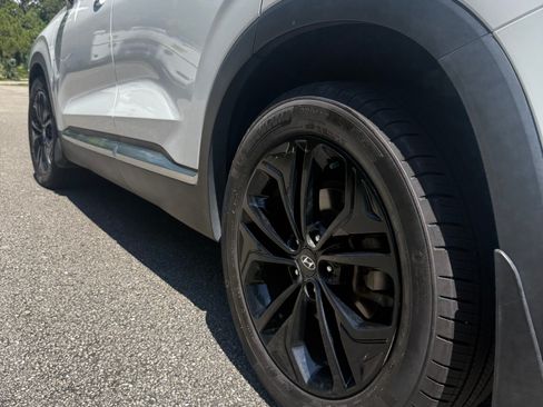 Used 2020 Hyundai Santa Fe SEL FWD image 16