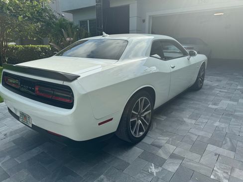 Used 2023 Dodge Challenger R/T RWD image 10