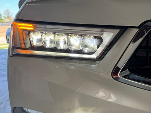 Used 2020 Acura MDX SH-AWD w/ Advance Package image 21
