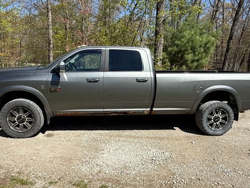 Used 2012 RAM 2500 Laramie w/ Cold Weather Group AWD/4WD image 4