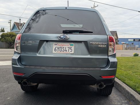 Used 2013 Subaru Forester 2.5X Premium image 8