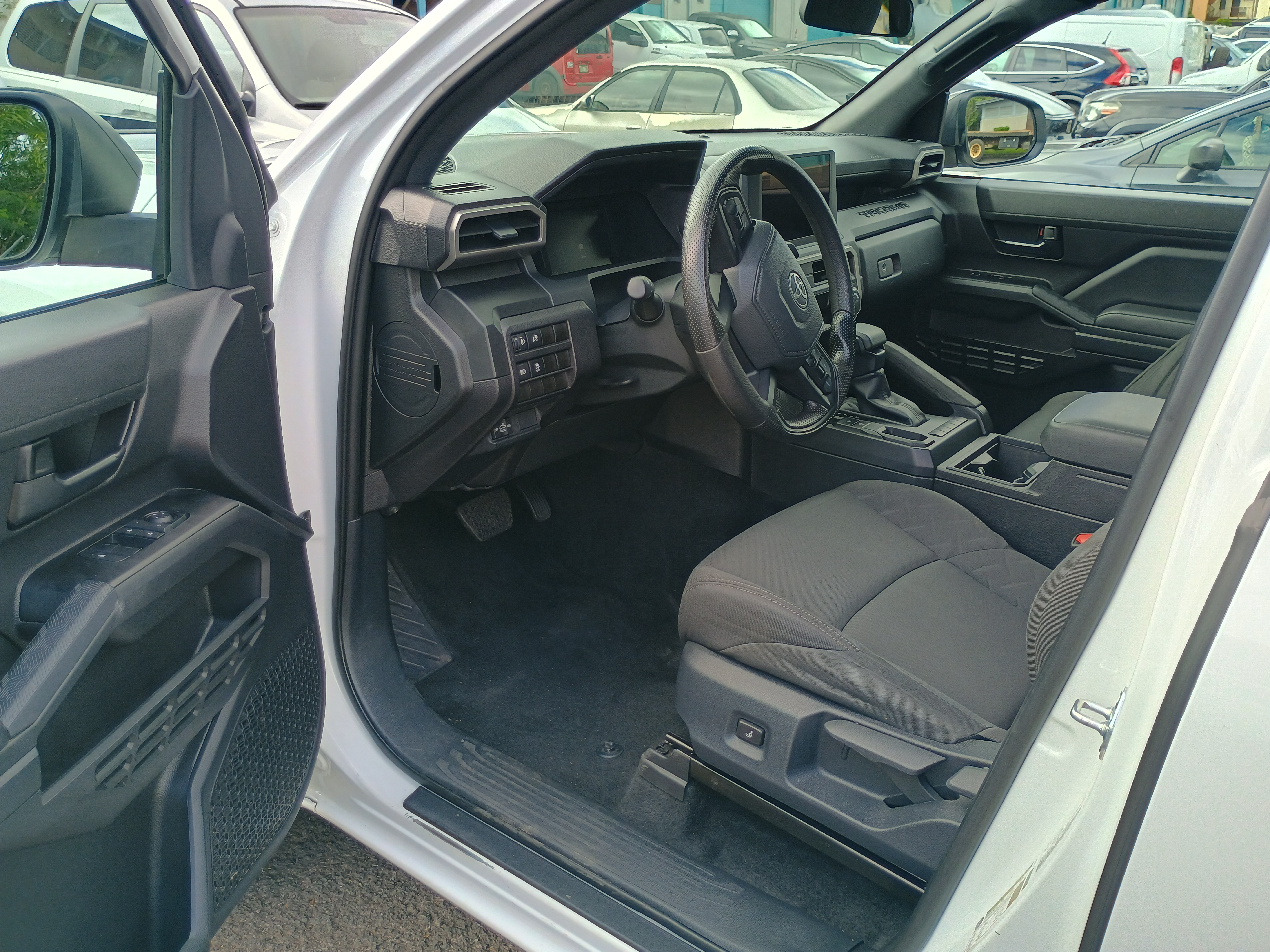 Used 2025 Toyota Tacoma SR RWD image 9