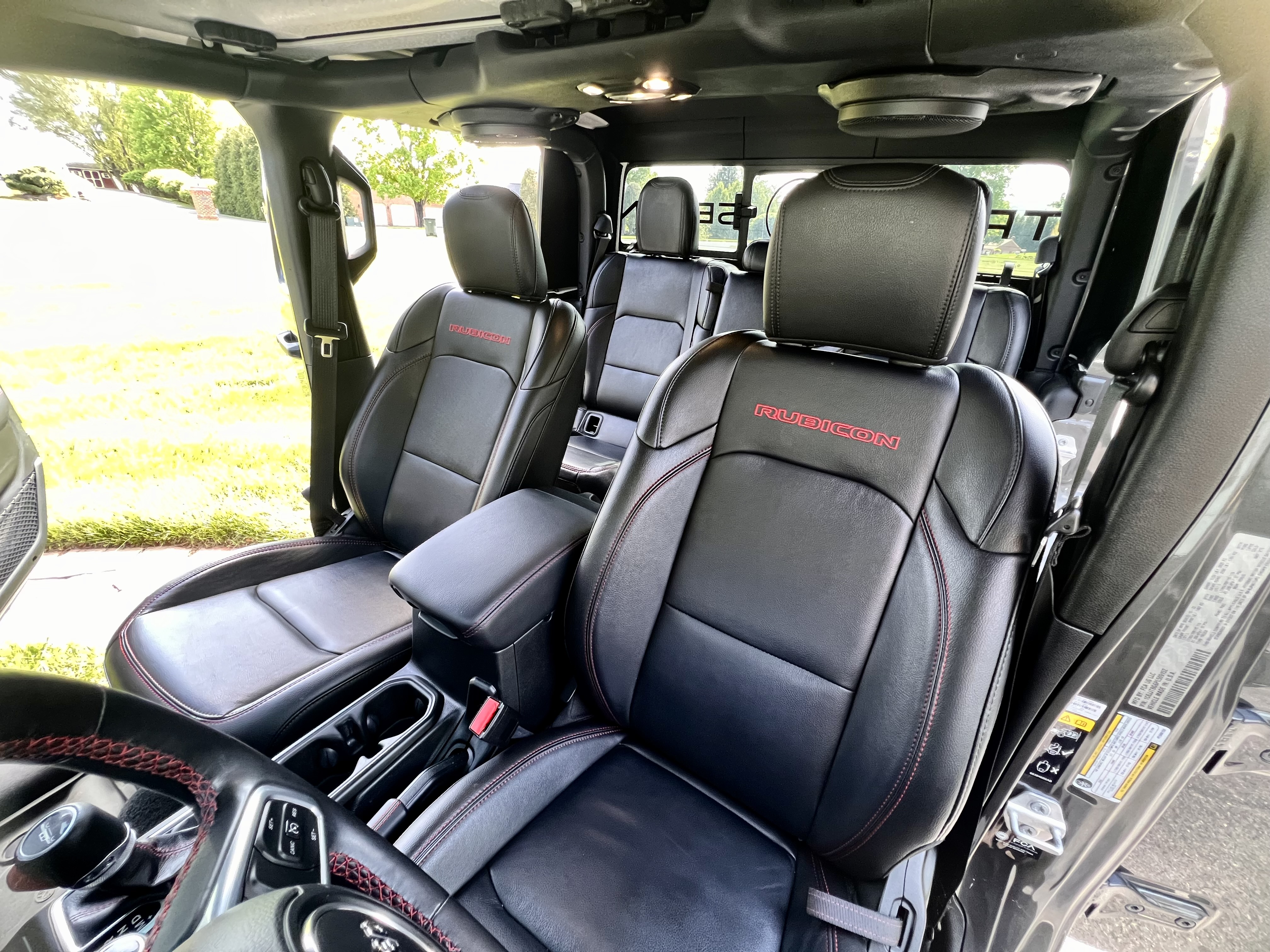 Used 2023 Jeep Gladiator Rubicon w/ Cold Weather Group AWD/4WD image 10