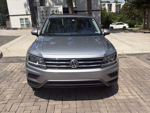 Used 2019 Volkswagen Tiguan SE AWD/4WD image 9