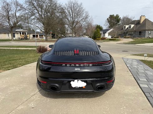 Used 2022 Porsche 911 Carrera 4 AWD/4WD image 10