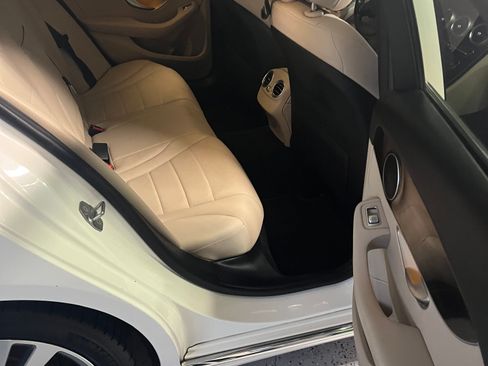 Used 2017 Mercedes-Benz C 300 Sedan image 6