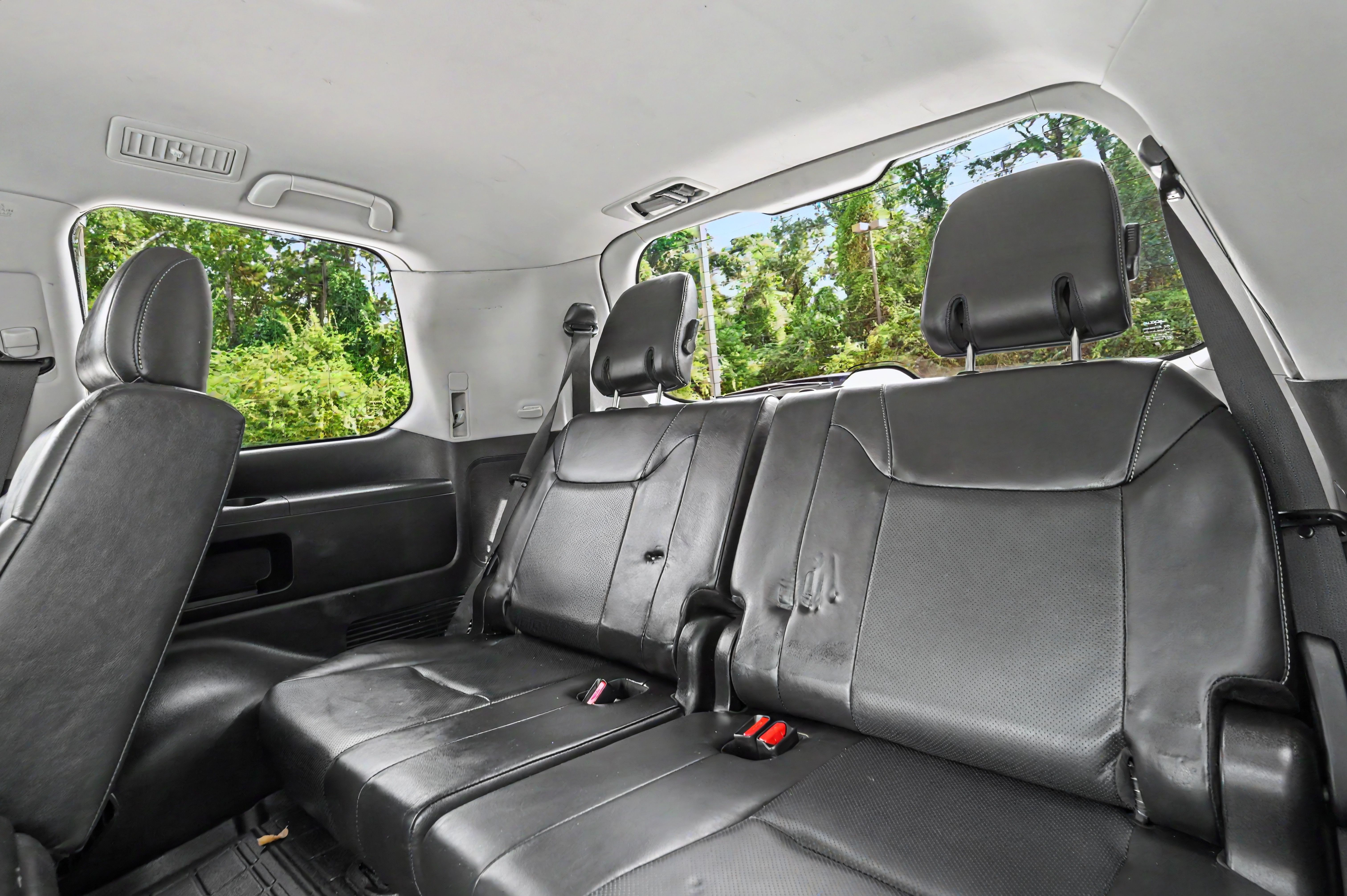 Used 2014 Lexus LX 570 4WD image 14
