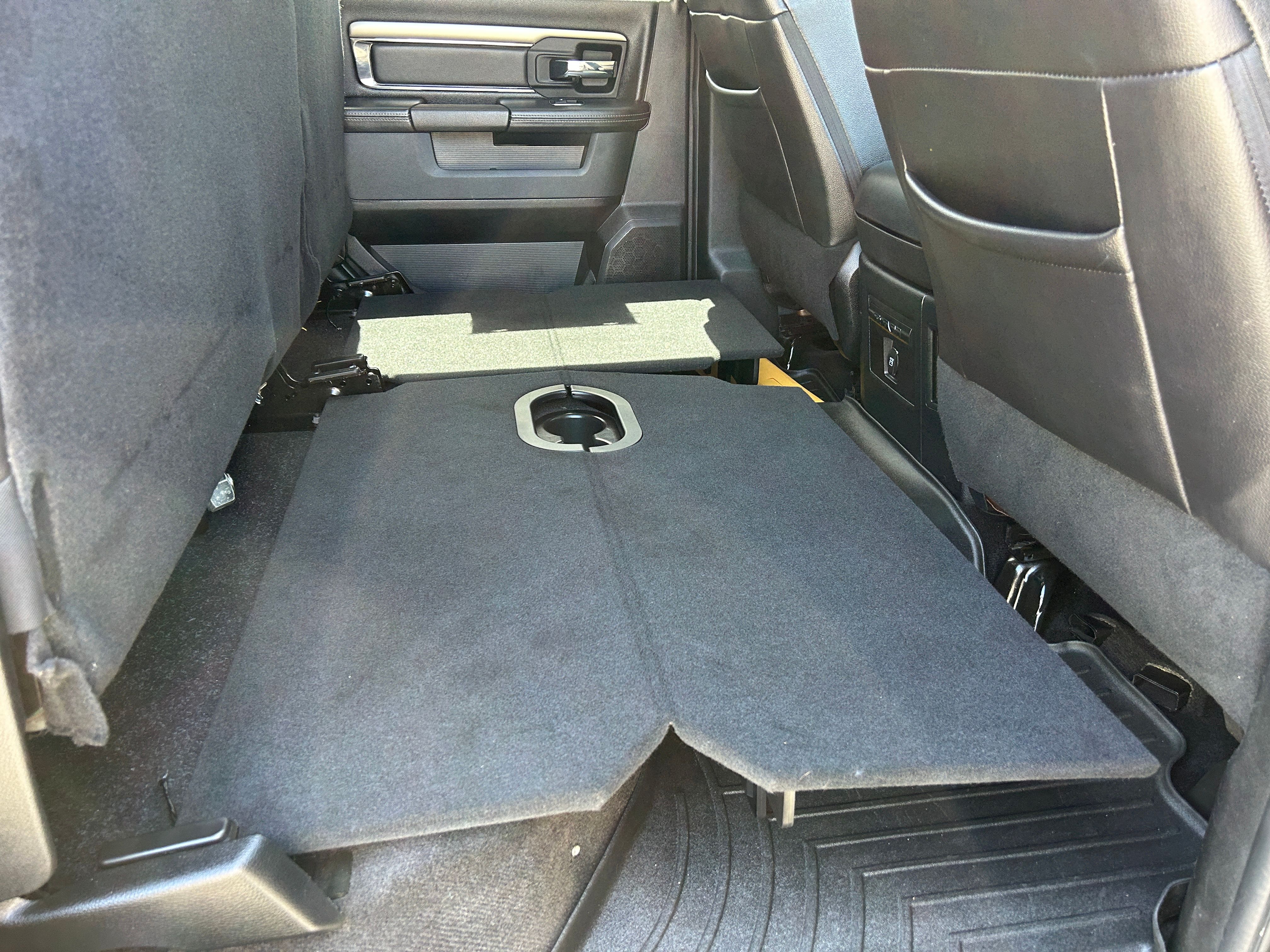 Used 2017 RAM 1500 Sport w/ Black Ram 1500 Sport Group RWD image 8