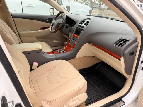 Used 2010 Lexus ES 350 FWD image 11