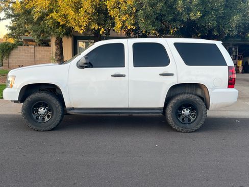 Used 2013 Chevrolet Tahoe LS w/ Skid Plate Package image 2