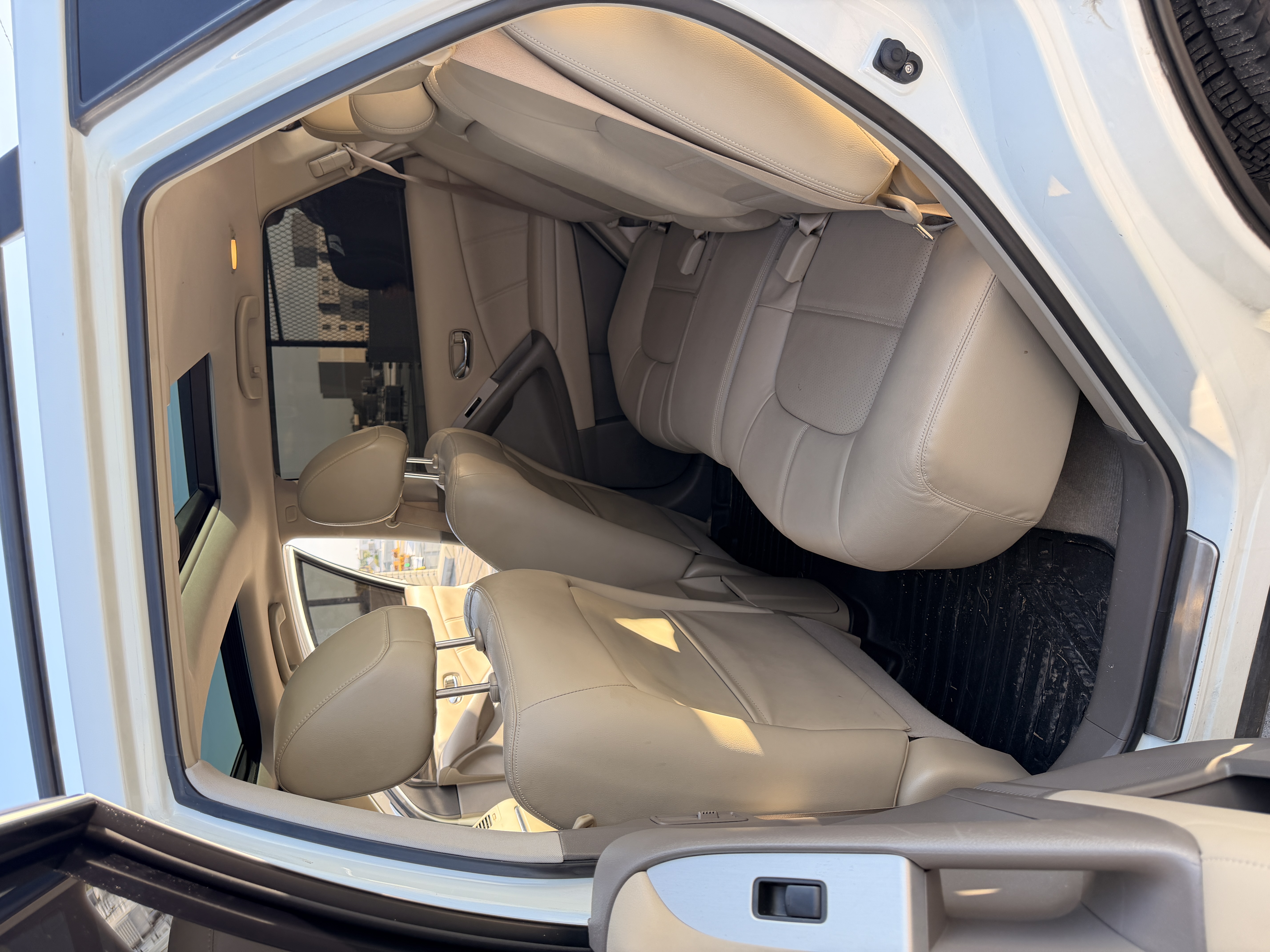 Used 2014 Nissan Murano SL w/ Navigation Package FWD image 4