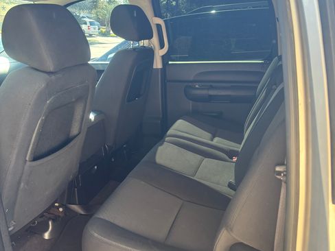 Used 2010 Chevrolet Silverado 1500 LT w/ Texas Edition image 8