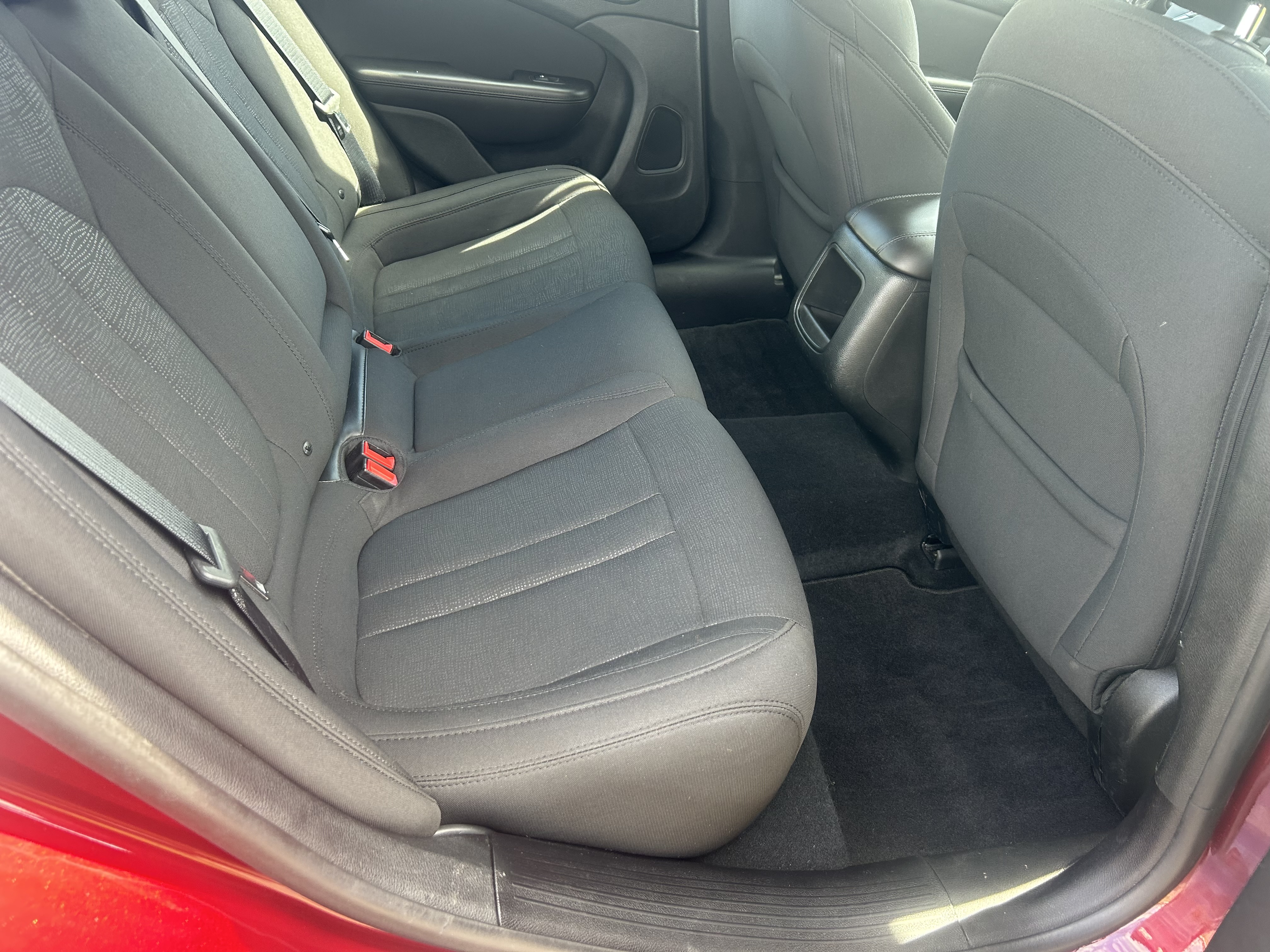 Used 2016 Chrysler 200 Limited FWD image 6