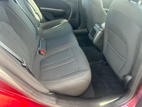 Used 2016 Chrysler 200 Limited FWD image 6