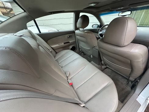 Used 2006 Nissan Altima 3.5 SE w/ (X01) Leather Pkg image 12