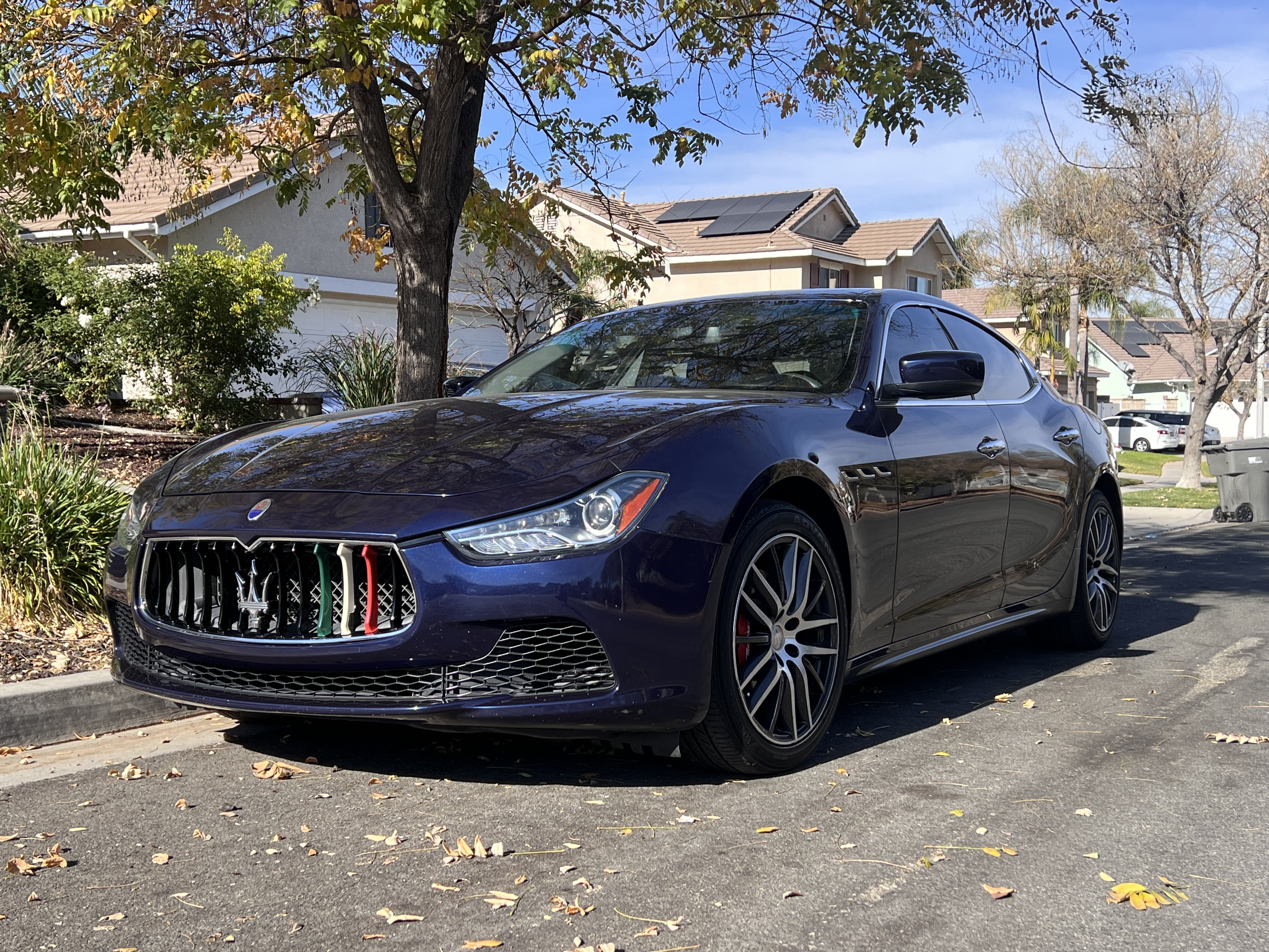 Used 2016 Maserati Ghibli RWD image 2