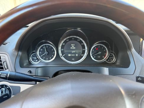 Used 2011 Mercedes-Benz E 550 Cabriolet image 12