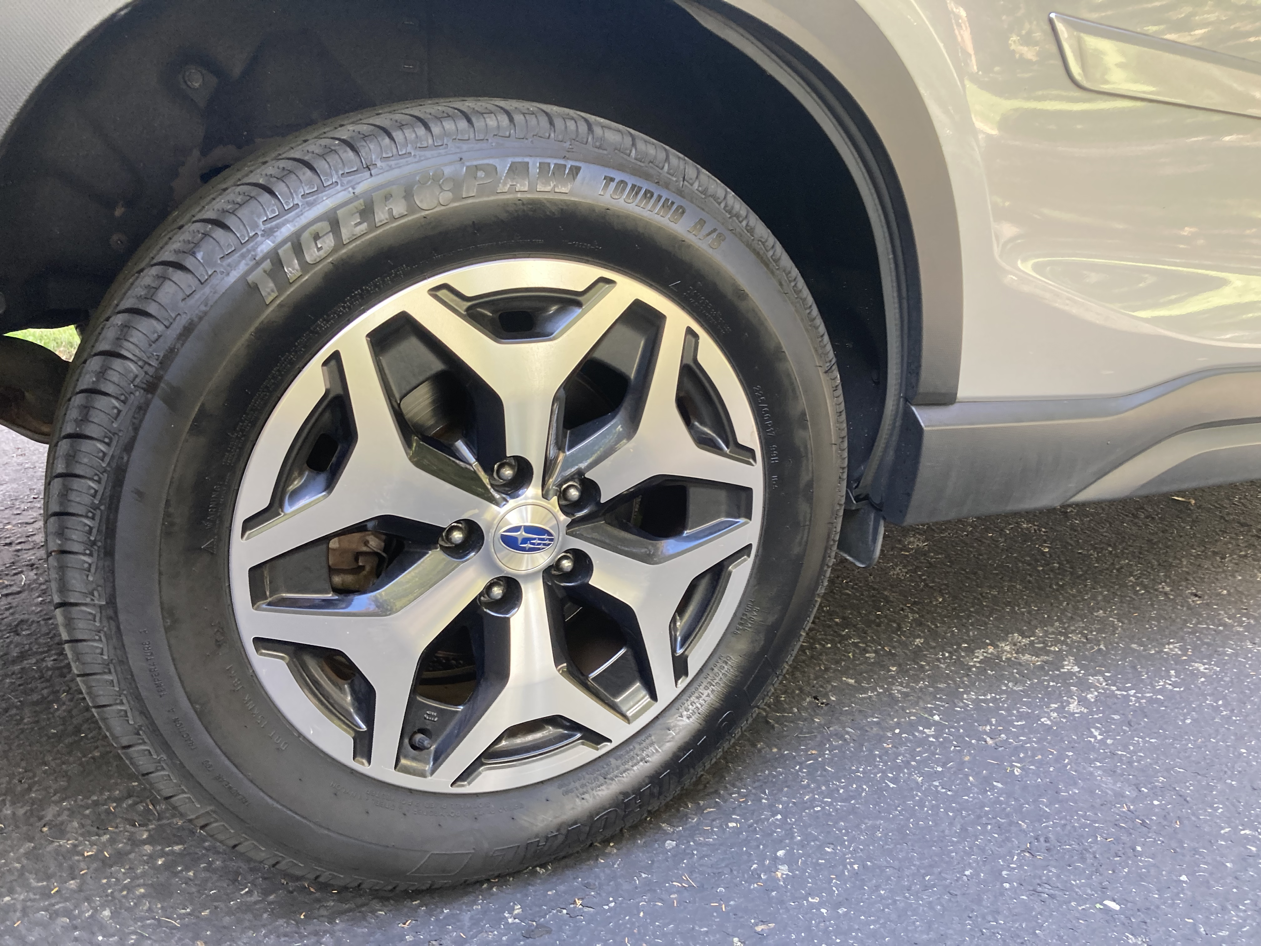 Used 2019 Subaru Forester Premium w/ All-Weather Package AWD/4WD image 22