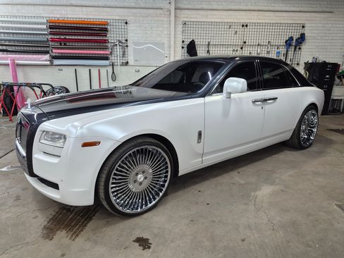 Used 2011 Rolls-Royce Ghost image 6