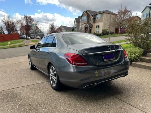 Used 2017 Mercedes-Benz C 300 Sedan image 6