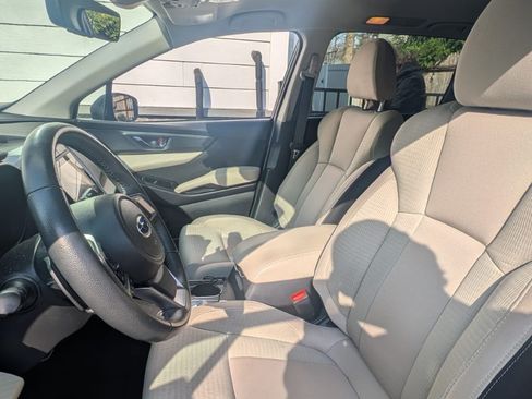 Used 2019 Subaru Ascent Premium w/ Popular Package #3 image 1