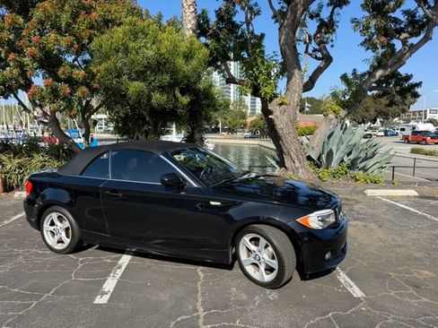 Used 2012 BMW 128i Convertible image 4