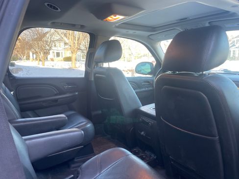 Used 2012 GMC Yukon Denali image 4