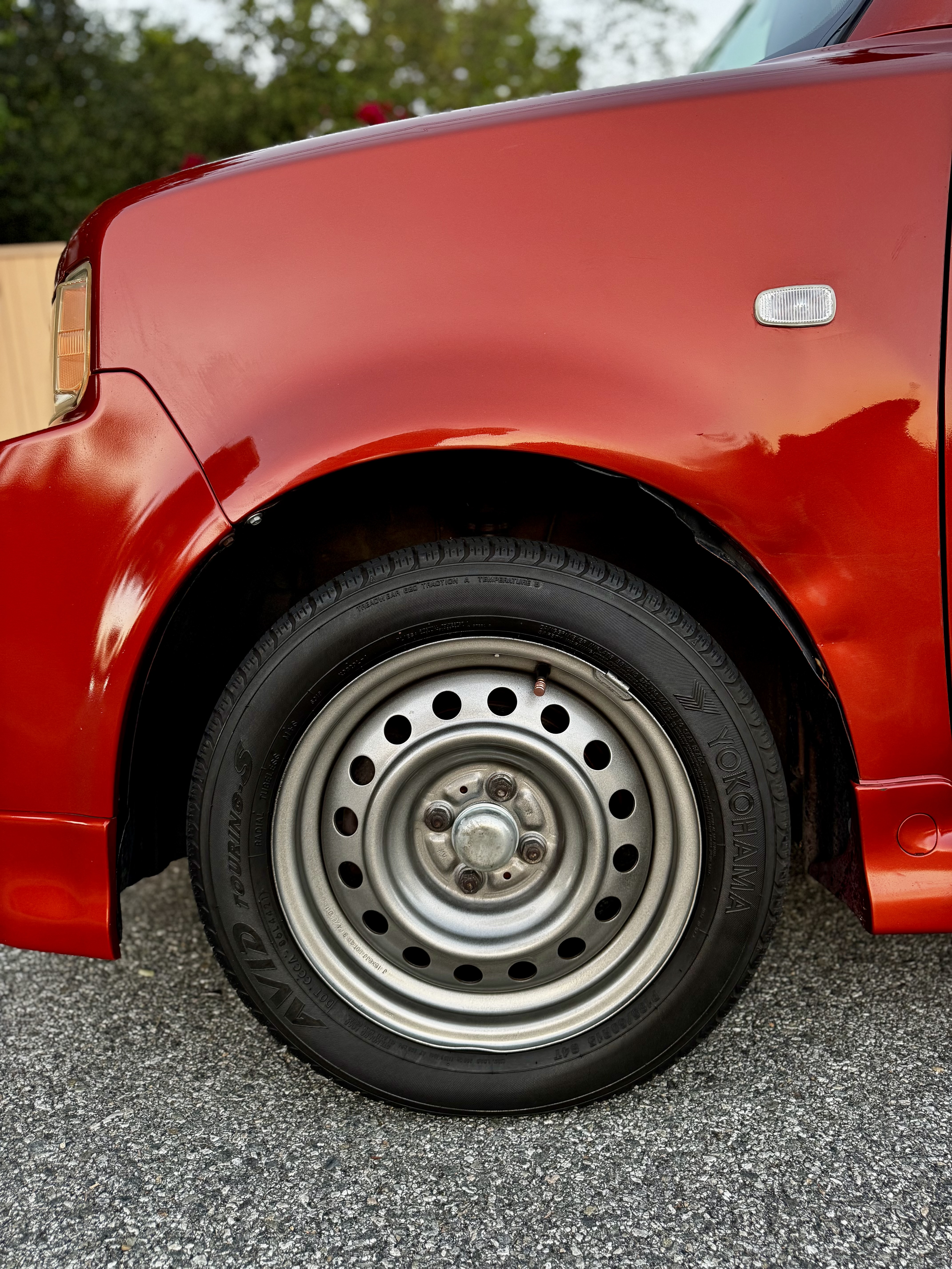 Used 2004 Scion xB FWD image 10