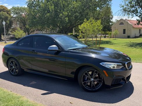 Used 2016 BMW M235i Coupe RWD image 2