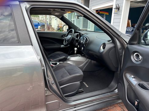 Used 2012 Nissan Juke SV image 8